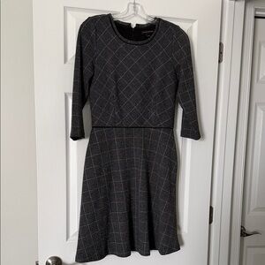 Banana Republic Gray Plaid Long Sleeve Dress